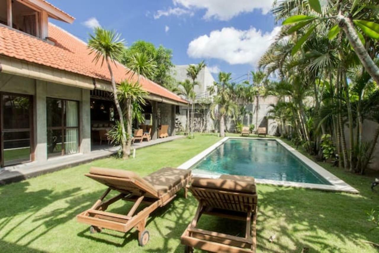 Villa Kundalini Seminyak Zewnętrze zdjęcie